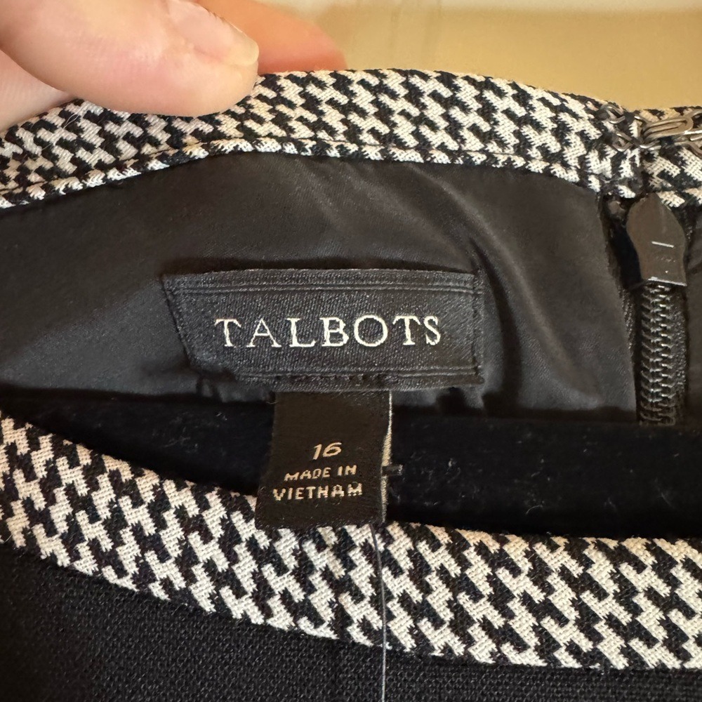 NWT Talbots Black & White Herringbone Sheath Dress, Size 16‎ - Picture 4 of 9